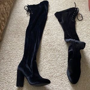 Thigh-high back tie boots